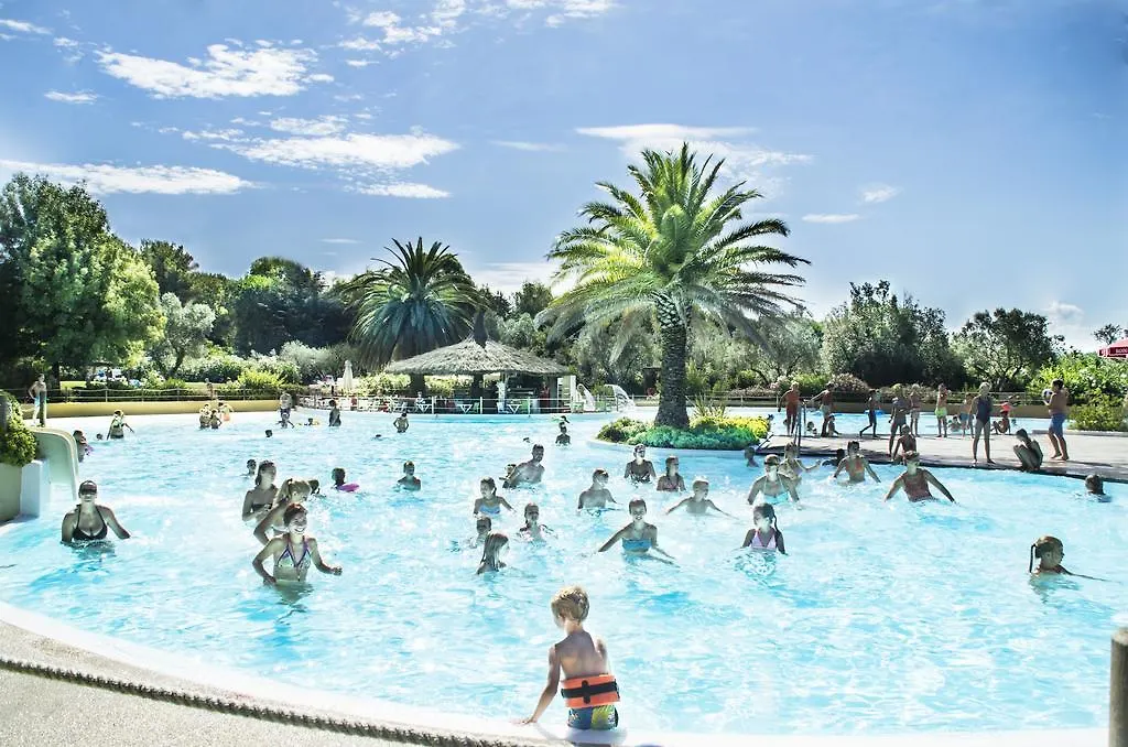 Кемпинг Camping Village Le Capanne Биббона