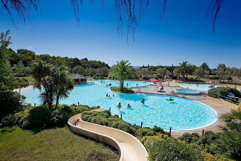 Camping Village Le Capanne Биббона